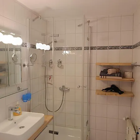 2-raum Aurikel - Hallenbad & Sauna Apartment *